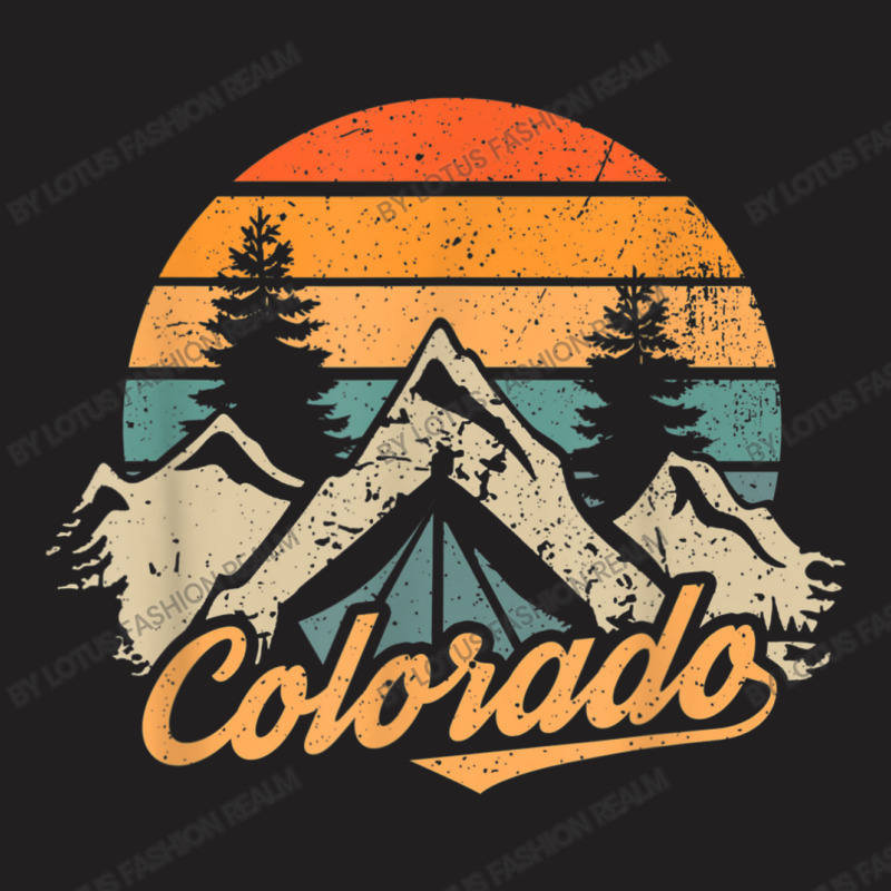 Colorado Retro Vintage Mountains Nature Hiking T-shirt | Artistshot