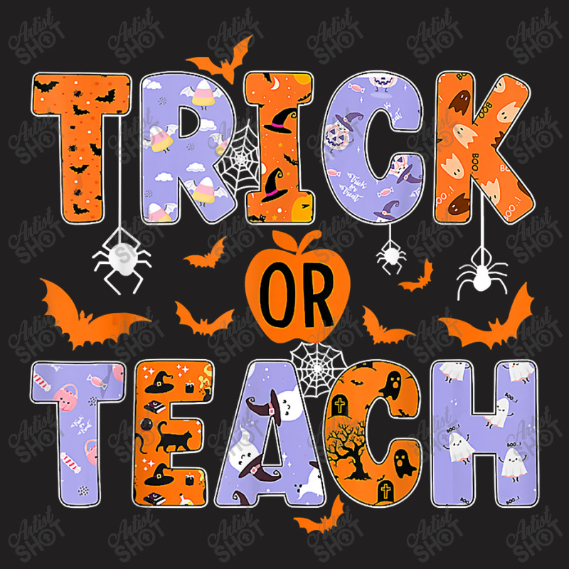 Trick Or Teach Funny Teacher Halloween Costume Men Women Character Ani T-shirt | Artistshot