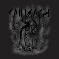 Cailacha Witch Sign Gaelic Scotland T-shirt | Artistshot