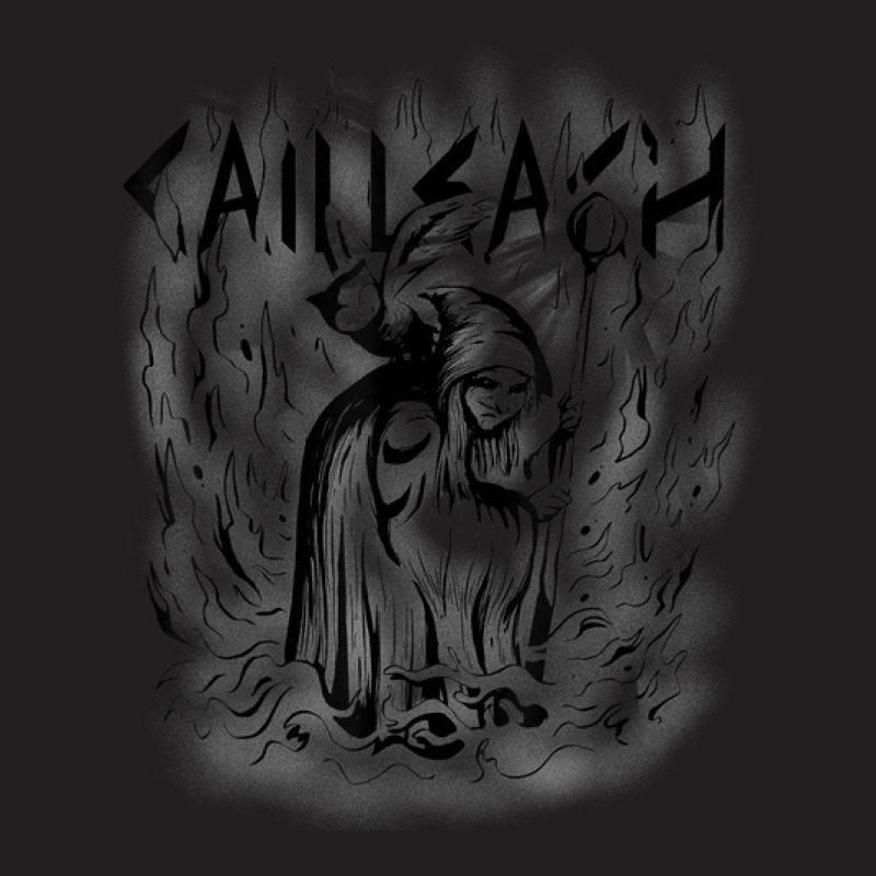 Cailacha Witch Sign Gaelic Scotland T-shirt | Artistshot