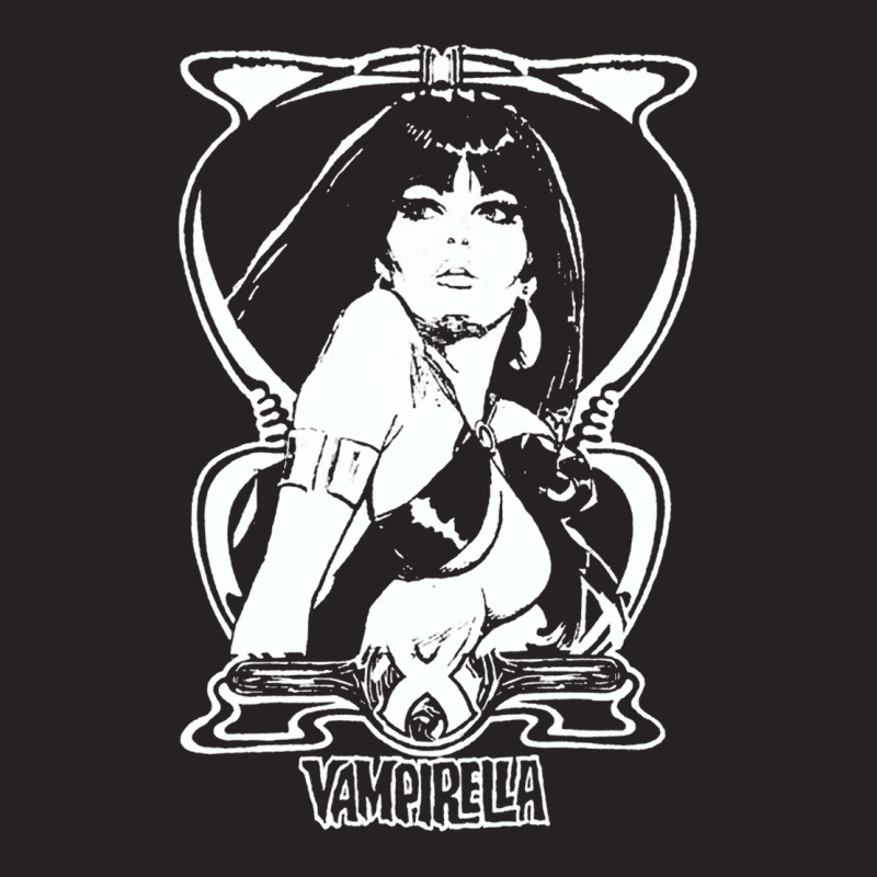 Vampirella, Vampirella Vintage, Vampirella Art, Vampirella Painting, V Vintage Cap by SHOPII888 | Artistshot