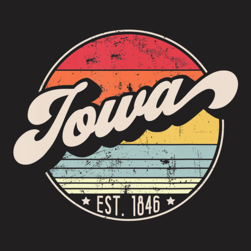 Retro Iowa Home State Ia Cool 70s Style Sunset T-shirt | Artistshot