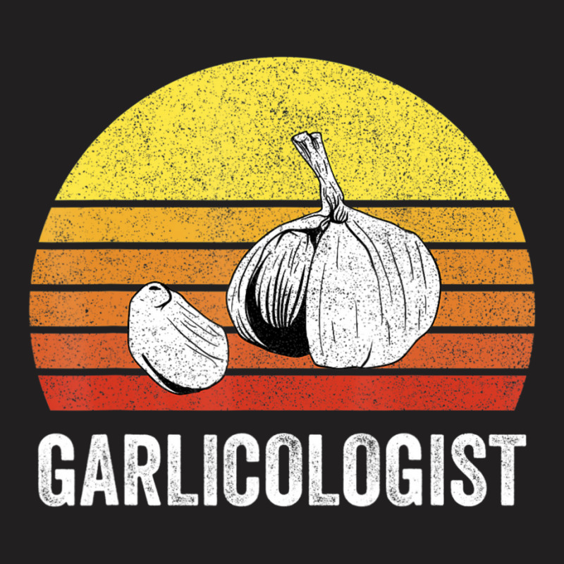 Retro Garlic Vintage Garlicologist T-shirt | Artistshot