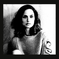 Natalie Portman Black & White Portrait (linocut) Scorecard Crop Tee | Artistshot