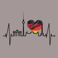 Berlin Skyline Heartbeat Germany Fan Heart Love Gift For Berlin Lover Vintage Short | Artistshot