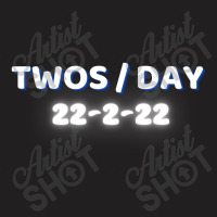 Happy Twosday, Celebrate 2s Day T-shirt | Artistshot