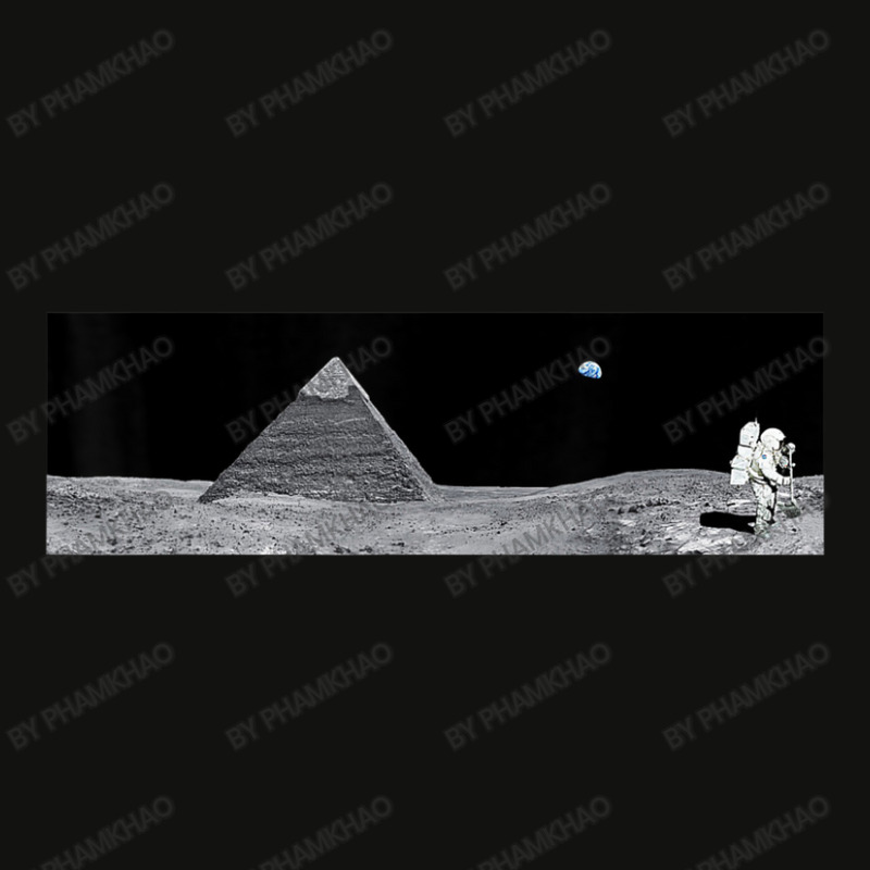 Pyramid On The Moon Conspiracy Ancient Alien Scorecard Crop Tee by phamkhao | Artistshot