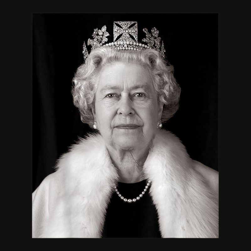 La Reine Elizabeth Ii  (2) Landscape Canvas Print | Artistshot