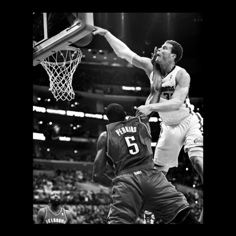 Blake Griffin Over Kendrick Perkins Pocket T-shirt | Artistshot