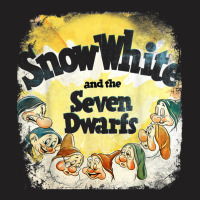 Snow White And The Seven Dwarfs Classic Poster T-shirt | Artistshot