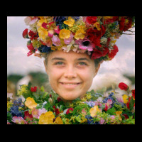 Midsommar May Queen - Dani Ardor  Florence Pugh Fitted Cropped Hoodie | Artistshot