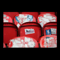 Asientos De La Tribuna Sur En El Riverside Stadium Cropped Hoodie | Artistshot