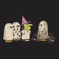 Peanuts Vintage Great Pumpkin Ghost Costumes T-shirt | Artistshot