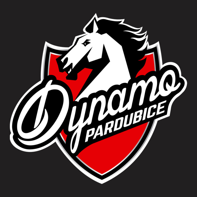 Dynamo Pardubice T-shirt | Artistshot