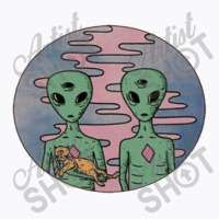 Alien Astronaut T-shirt | Artistshot