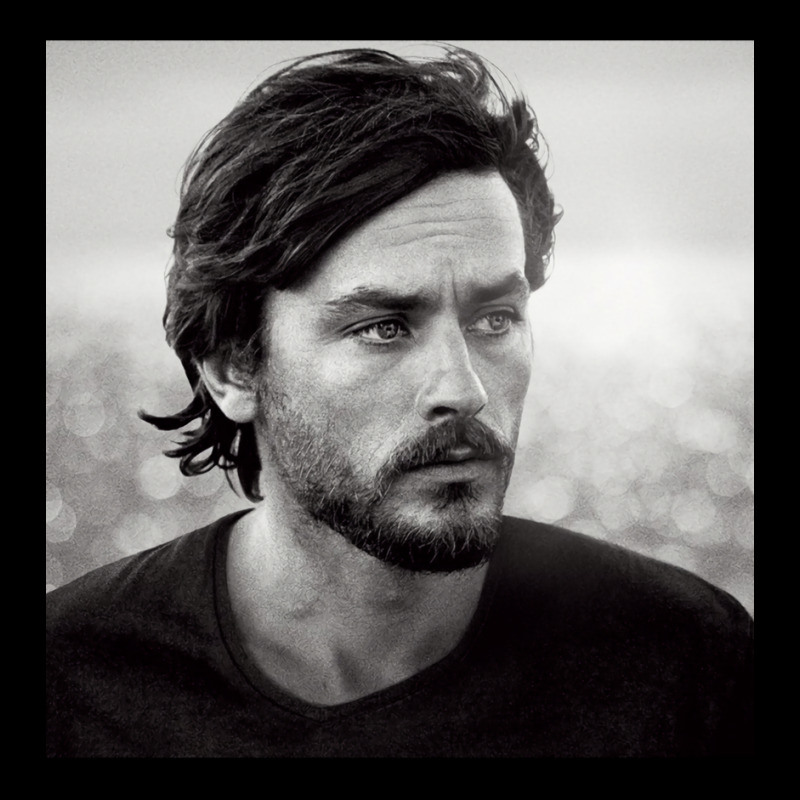 Alain Delon With Beard  T Hippie V-neck Tee | Artistshot