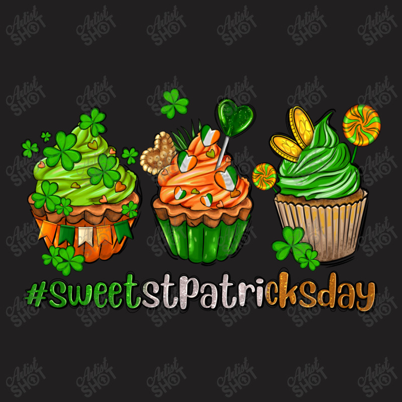 Sweet St Patricks Day Cupcake T-shirt | Artistshot