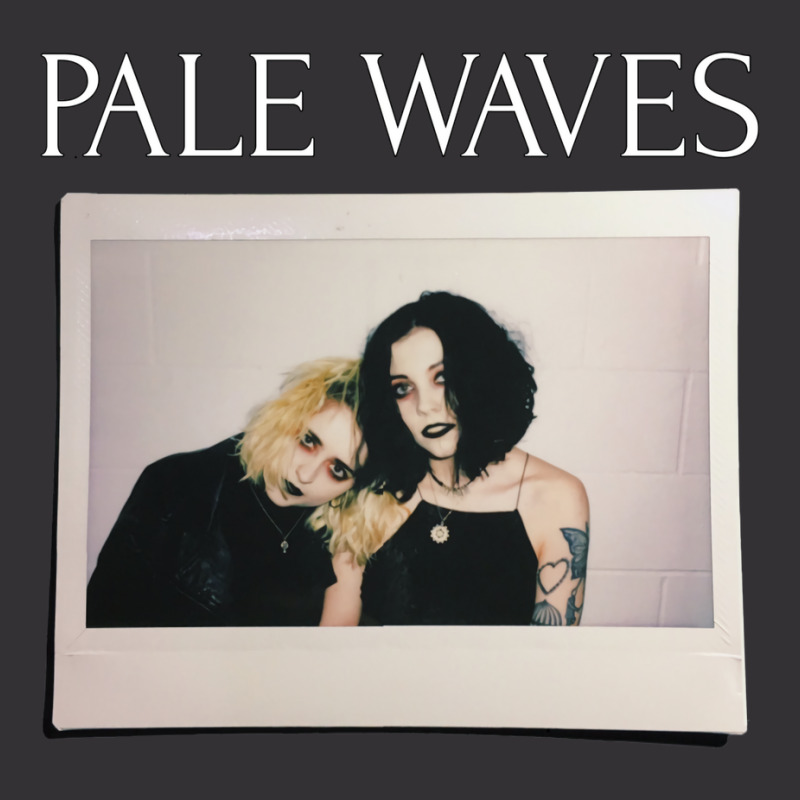 Pale Waves 1 Vintage Short by deifiizukam | Artistshot