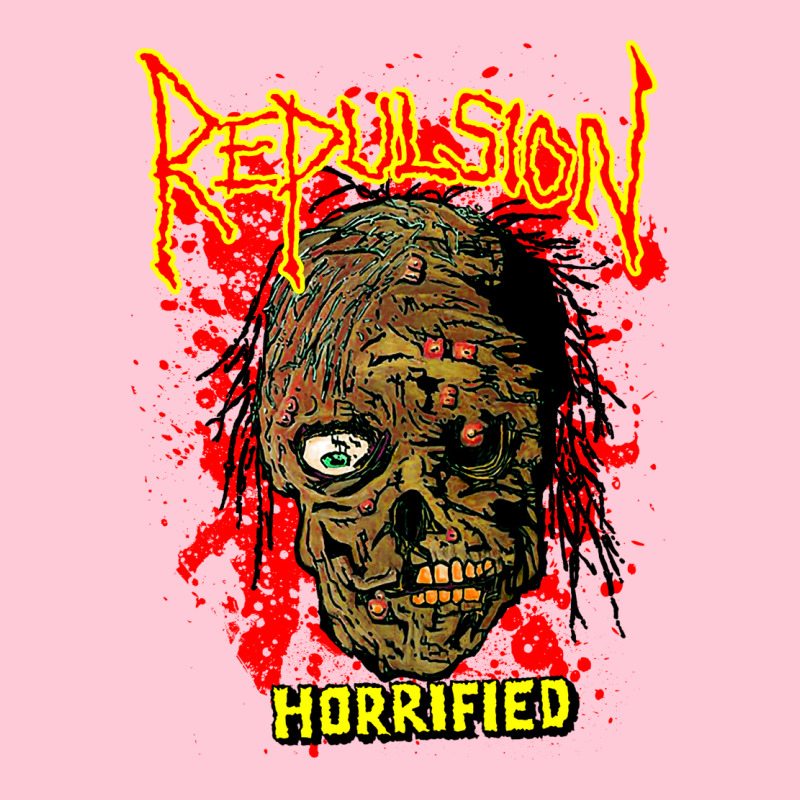 Horrified Graphic T-shirt by kapoumahesov | Artistshot