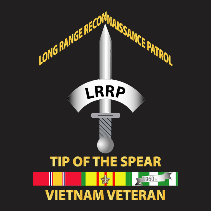 Badge - Lrrp - Tip Of The Spear - Vietnam Vet W Svc T-Shirt by cryingdappled109 | Artistshot