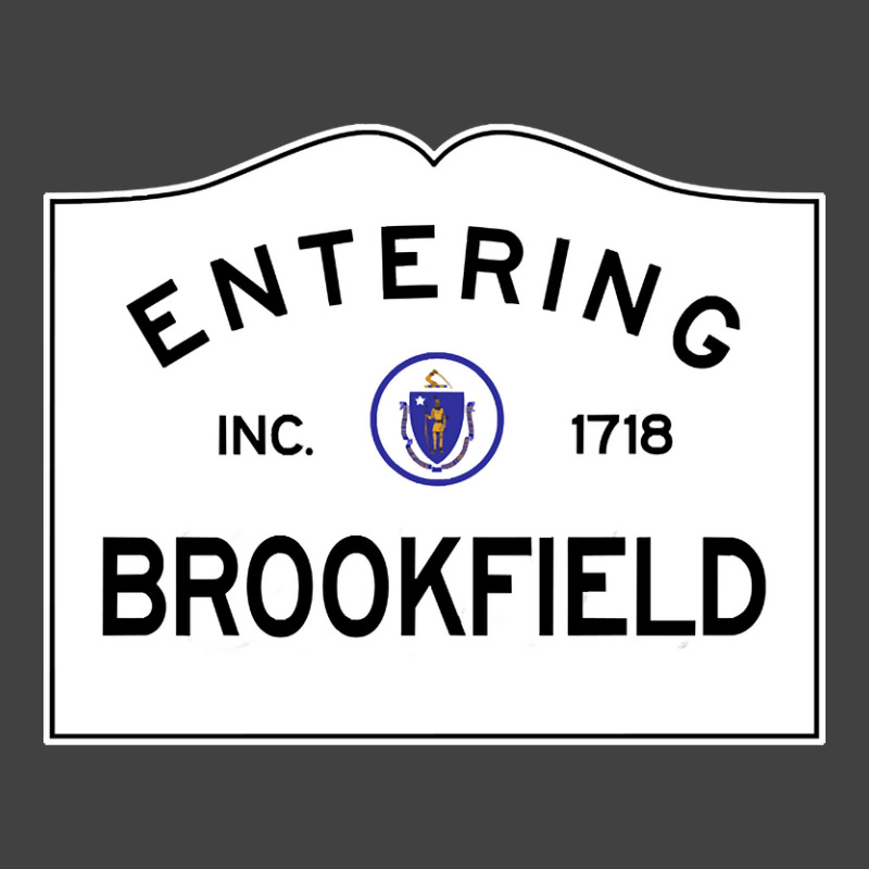 Brookfield Massachusetts Road Sign. Vintage T-shirt | Artistshot