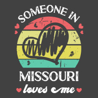 Someone In Missouri Loves Me T  Shirt Someone In Missouri Loves Me Fun Vintage T-shirt | Artistshot