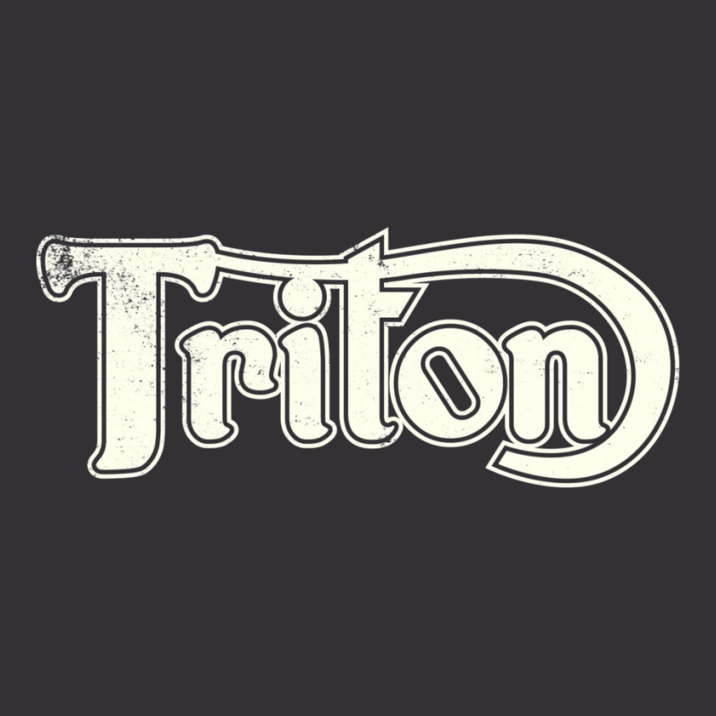 Triton Classic Motorcycles In Vintage Cream Vintage Short by ledwonsteenyi | Artistshot