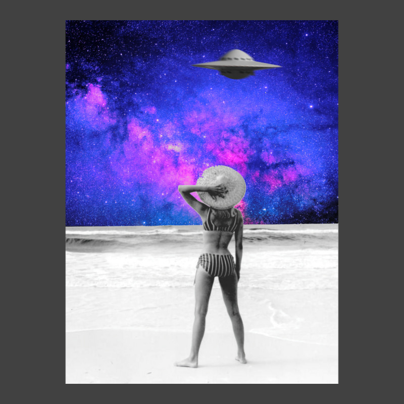 Ufo Sighting  Bikini Girl  Vintage  Retrowave Aest Vintage T-shirt | Artistshot