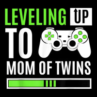 Leveling Up To Mom Of Twins Gaming Gender Reveal C Graphic T-shirt | Artistshot