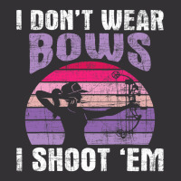 I Dont Wear Bows I Shoot Em Archery Girl Bowman Ar Vintage Short | Artistshot