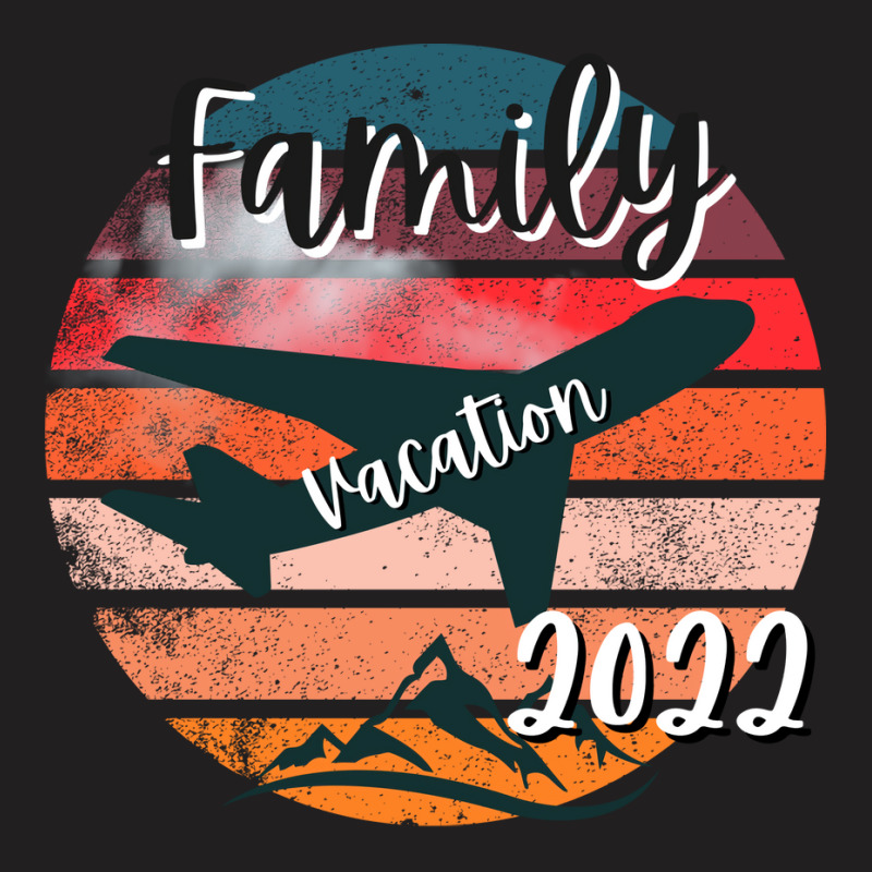 Family Vacation 2022 On Vintage Sunset Airplane Ba T-shirt | Artistshot