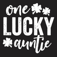 One Lucky Auntie Summer T-shirt | Artistshot