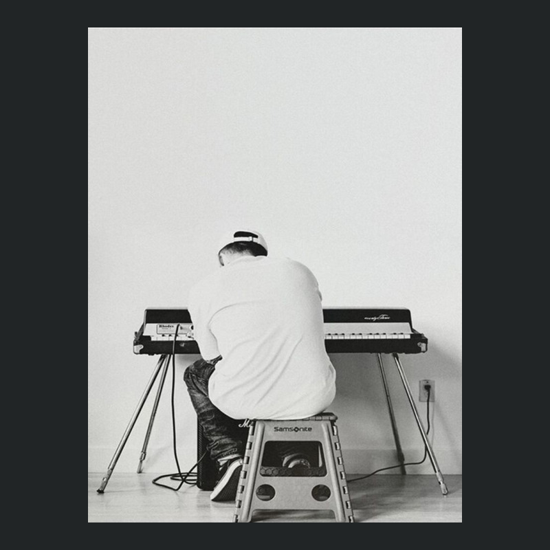 Black And White Mac Playing Piano Duffel Bag | Artistshot