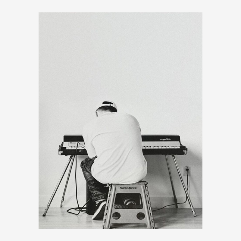 Black And White Mac Playing Piano Rectangle Patch | Artistshot