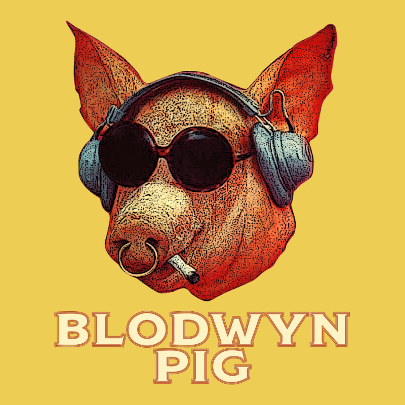 Blodwyn Pig Too Graphic T-shirt | Artistshot