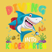 Diving Into Kindergarten Shark Back To School Humo Graphic T-shirt | Artistshot