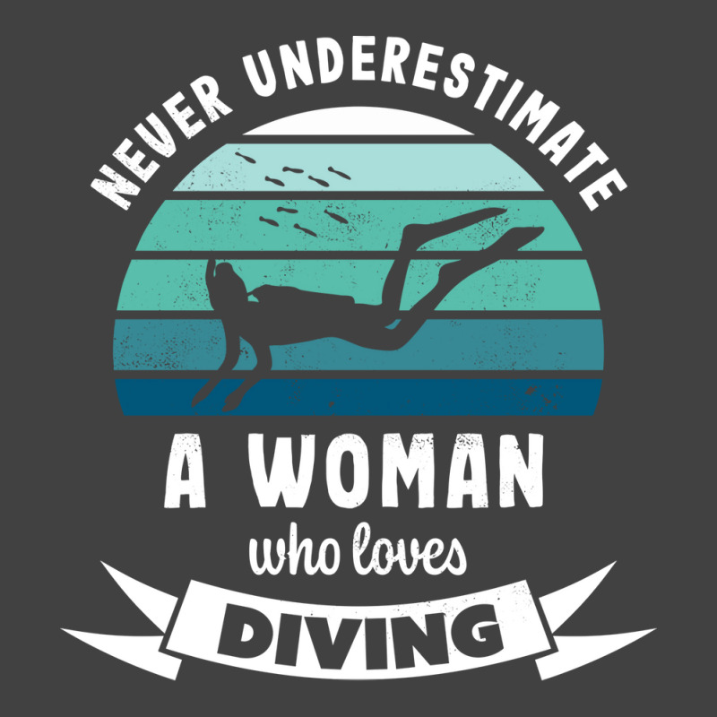 Woman Who Loves Diving Gift For Diver Vintage T-Shirt by tanuskrego | Artistshot