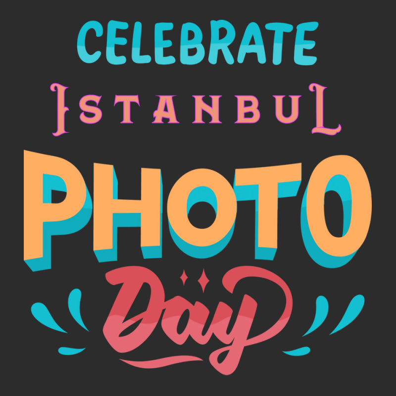 Istanbul Photo Day Red Exclusive T-shirt by dergiakcjaj | Artistshot