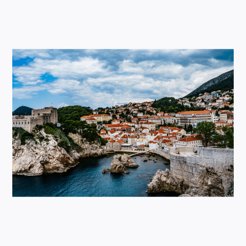 Croatia City Walls T-shirt | Artistshot