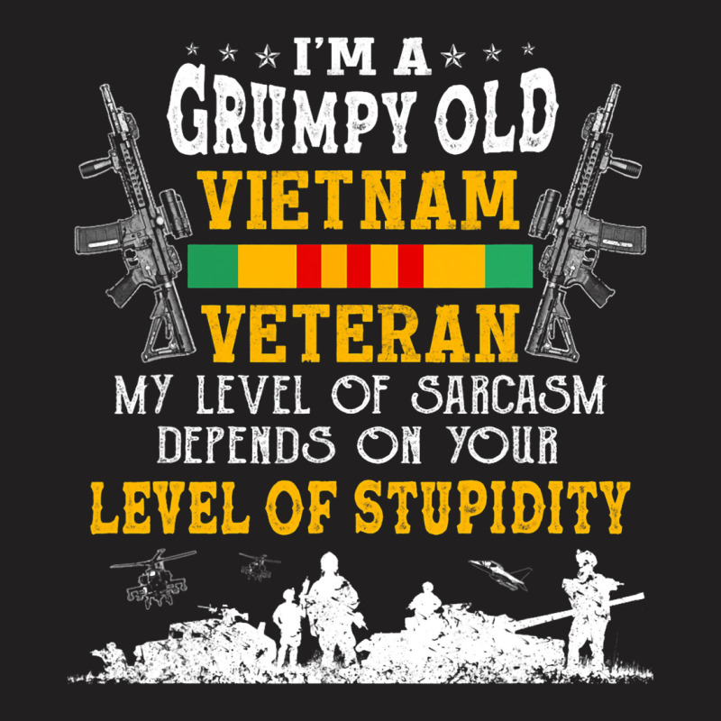 Mens Veterans Day I Am A Grumpy Old Vietnam Vetera T-shirt | Artistshot