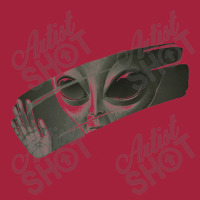 Alien Behind The Dirty Window Basic T-shirt | Artistshot