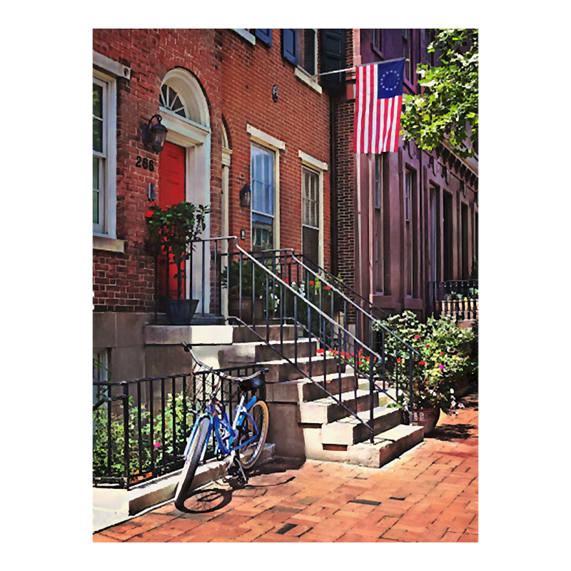 Philadelphia Pa - Bicycle In Front Of Philadelphia Brownstone Raglan Crop Top by Kuwannin528 | Artistshot