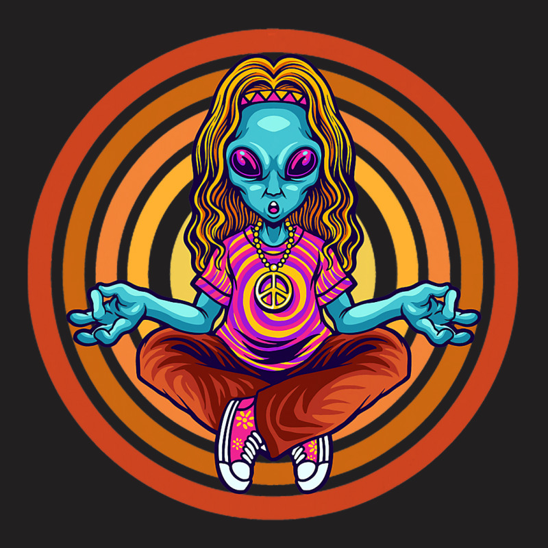 Trippy Meditating Hippie Alien Extraterrestrial Pe T-shirt | Artistshot