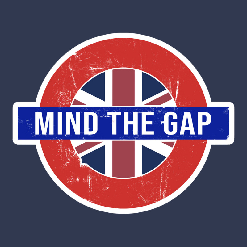 Mind The Gap   Great London Vacation Tourist  Travel Gift Sweatshirt Basic T-shirt | Artistshot