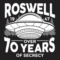 Roswell 1947 Over 70 Years Of Secrecy Ufo Alien Ar T-shirt | Artistshot