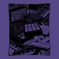 Electronic Musician Loves Synthesizers Basic T-shirt | Artistshot