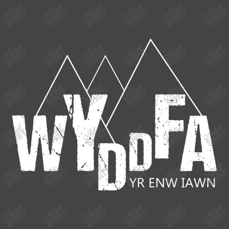 Wyddfa Yr Enw Iawn Basic T-shirt | Artistshot