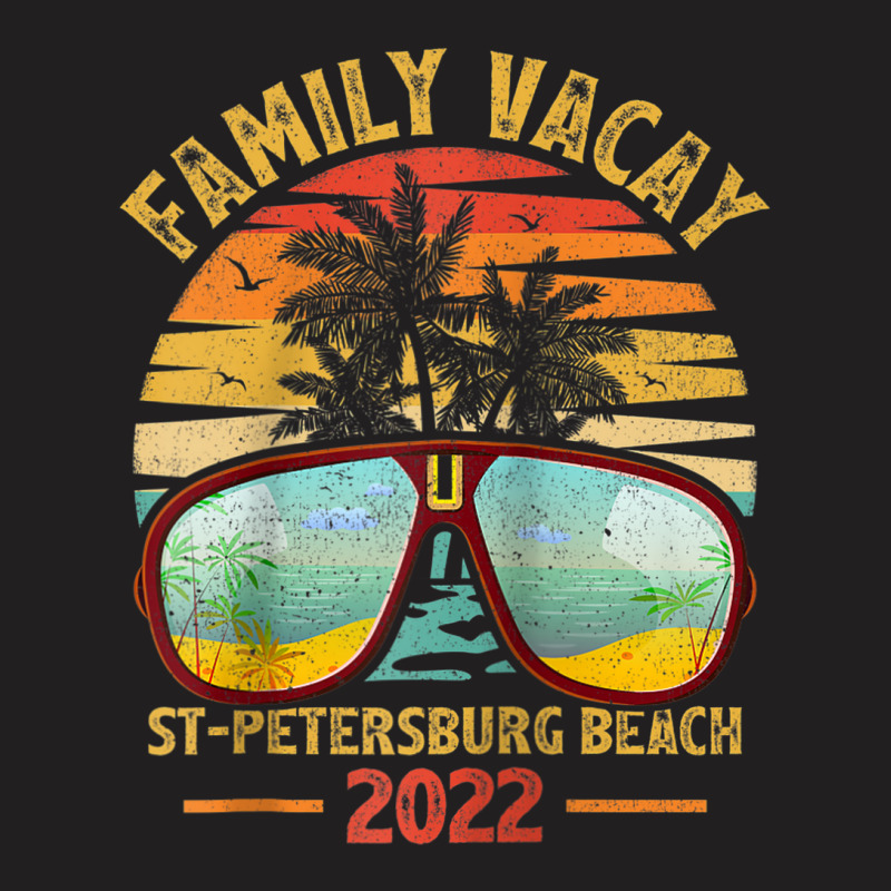 Vintage Family Vacation 2022 Florida St. Petersburg Beach Raglan Baseb T-Shirt by Tiktify | Artistshot