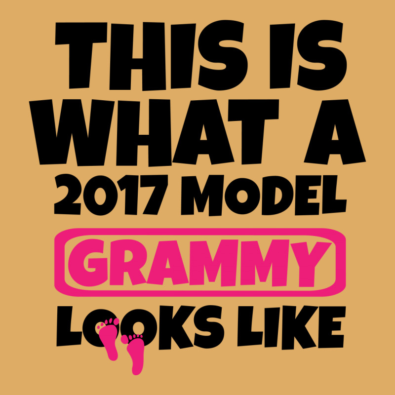 This Is What A 2017 Model Grammy Looks Like Urban Heavy T-shirt | Artistshot