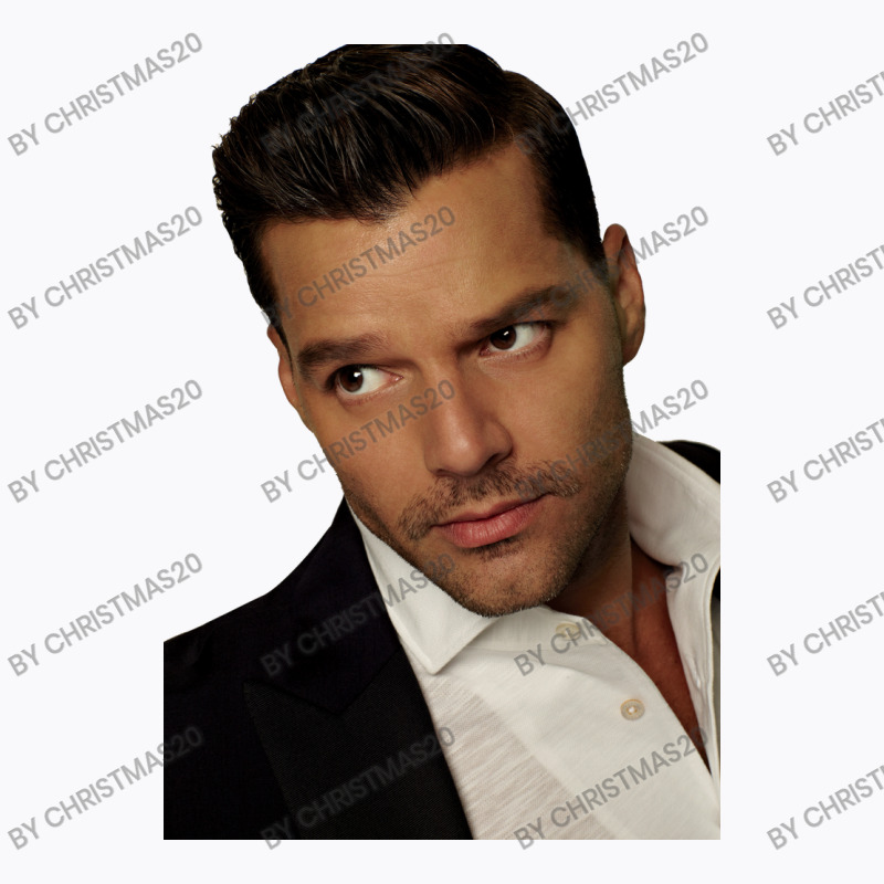 Ricky Martin Opens Up About Marriag T-Shirt by CHRISTMAS20 | Artistshot